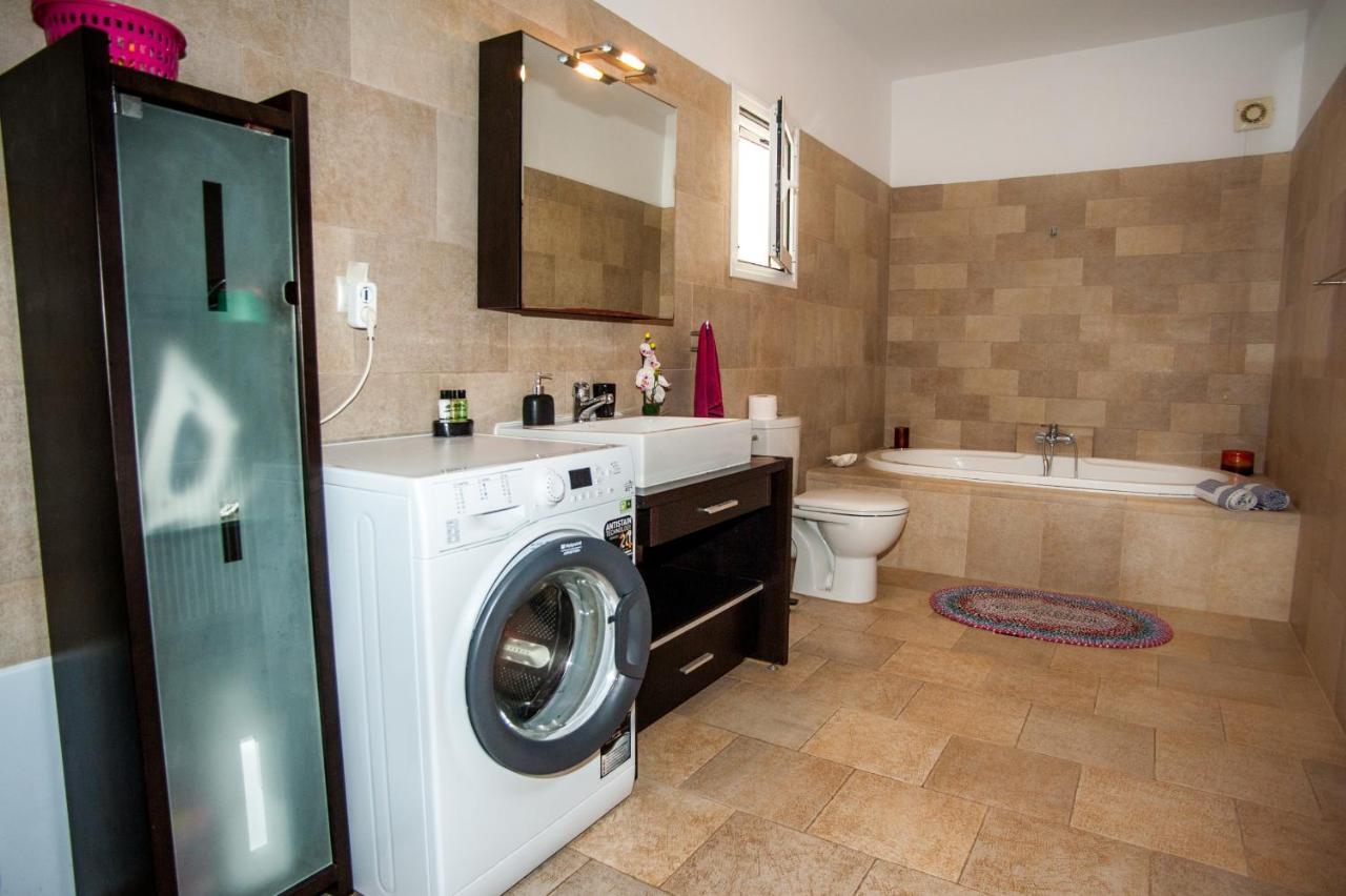 ארגוסטולי Nikos Apartments Spacious And Panoramic מראה חיצוני תמונה